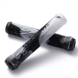 Fasen Fast Scooter Grips - Black / White