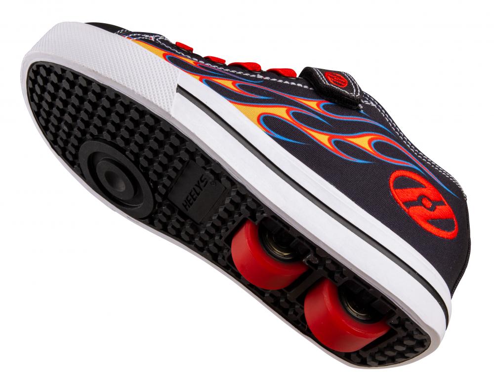 Heelys hot sale with flames